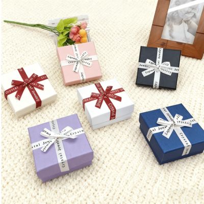 Индивидуальная упаковка ювелирных изделий: английский бант, лента, коробка «небо-земля», квадратная коробка, элегантная картонная крышка для серег, колец, коробок