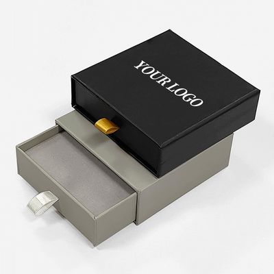 Печать логотипов Жесткие коробки для ювелирной упаковки 9x9x3 см Многофункциональная путевая коробка