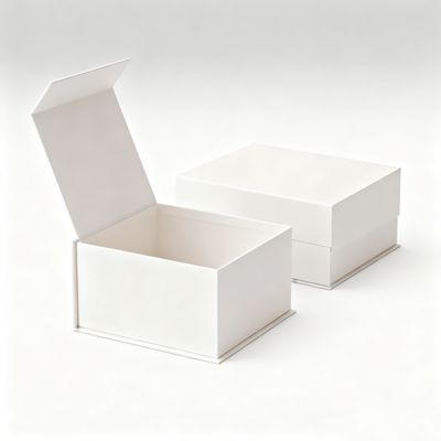 Мелкие пустые черные магнитные подарочные коробки формата A5 из картона для розничной упаковки с тиснением и выборочным лакированием