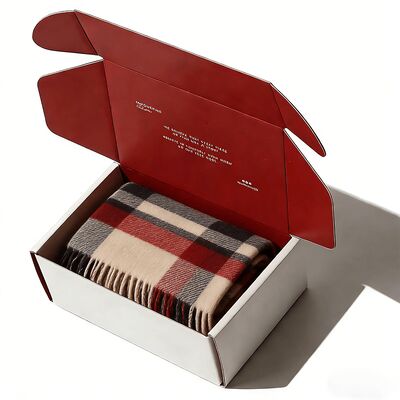 Пользовательские белые картонные складные и переработанные коробки для доставки и упаковки одежды с логотипом