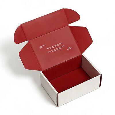 Пользовательские белые картонные складные и переработанные коробки для доставки и упаковки одежды с логотипом